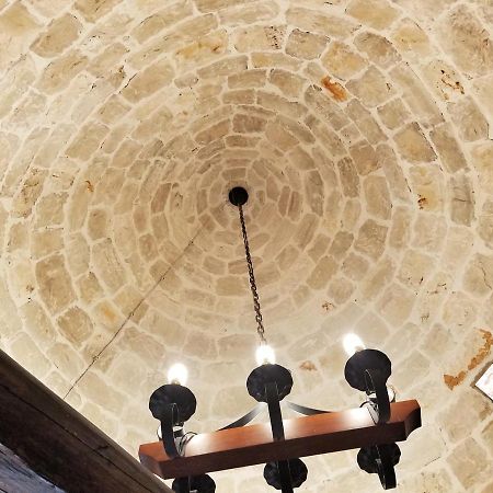 Antico Trullo Immerso Nella Campagna ألبيروبيللو المظهر الخارجي الصورة