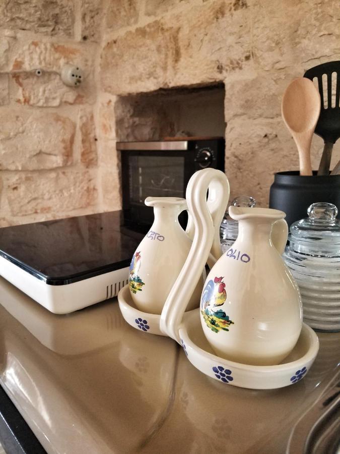 Antico Trullo Immerso Nella Campagna ألبيروبيللو المظهر الخارجي الصورة